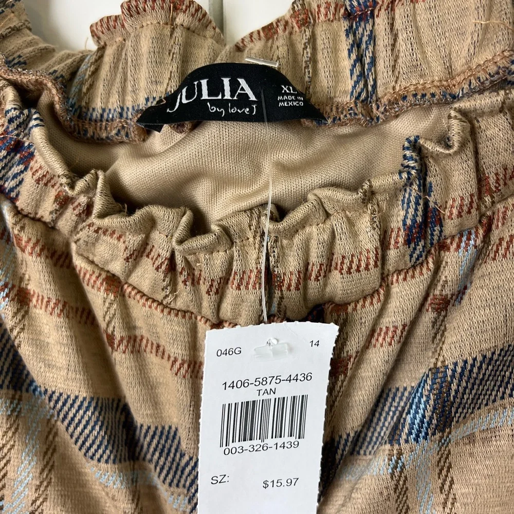 💛 NWT Tan and Blue Plaid Bubble Mini Skirt